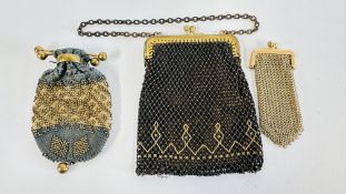 A VINTAGE YELLOW METAL PURSE AND A FURTHER TWO BEAD WORK PURSES.