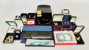 A QUANTITY OF ASSORTED BOXED FASHION JEWELLERY TO INCLUDE AMBER, CORAL AND SOME SILVER EARRINGS.