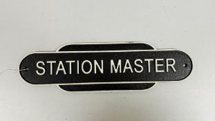 (R) STATION MASTER SIGN.