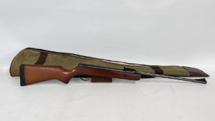 BSA SUPERSPORT .22 CALIBRE BREAK BARREL AIR RIFLE WITH RIFLE SLEEVE - SOLD AS SEEN.