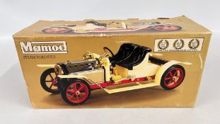 A MAMOD STEAM ROADSTER IN ORIGINAL BOX.