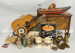 TWO BOXES OF COLLECTIBLES TO INCLUDE MIXED METALWARE, HORSE BRASSES,