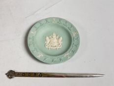 A WEDGWOOD JASPERWARE LLOYDS OF LONDON TERCENTENARY 1688-1988 PIN DISH AND A SILVER CORONATION