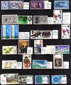 GB: A COLLECTION OF 1957-68 COMMEMS, MAINLY MNH WITH PHOSPHOR AND OTHER VARIETIES,