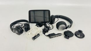 PAIR OF BEATS ON EAR HEADPHONES,