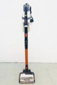 SHARK DUO CLEAN CORDLESS VACUUM CLEANER - SOLD AS SEEN.