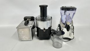 KENWOOD SMOOTHIE MAKER, MORPHY RICHARDS FRYER AND COOKWORKS JUICER - SOLD AS SEEN.