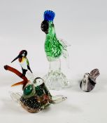 A VINTAGE MURANO STYLE COCKATIEL, MDINA LOVE BIRD STUDY, RETAINING ORIGINAL LABEL,