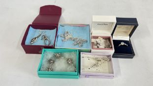 A GROUP OF SILVER AND WHITE METAL JEWELLERY TO INCLUDE EARRINGS, RINGS AND BRACELET ETC.
