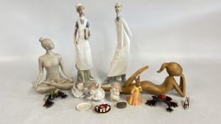 A GROUP OF CABINET ORNAMENTS TO INCLUDE LLADRO AND NAO, ROYAL DOULTON JULIET BUNNYKINS,