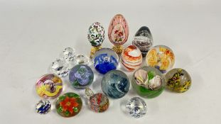 10 COLOURED GLASS PAPERWEIGHTS AND 1 COLOURED GLASS CHICKEN INCLUDING SOME LANGHAM WITH 2 DECORATED