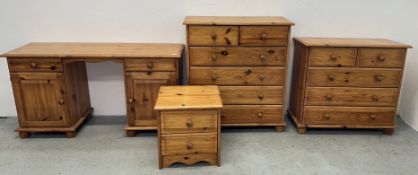 A MODERN PINE FIVE DRAWER CHEST, THE TWO SHORT DRAWERS OVER THREE LONG,