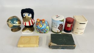 A GROUP OF 8 ASSORTED MONEY BOXES TO INCLUDE TSB, ROYAL DOULTON 