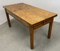 A VINTAGE PINE KITCHEN TABLE, W 73CM X L 152CM X H 75CM.