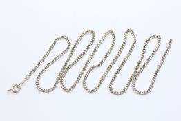 A WHITE METAL NECKLACE THE CLASP MARKED 14K A/F, LENGTH 47CM.