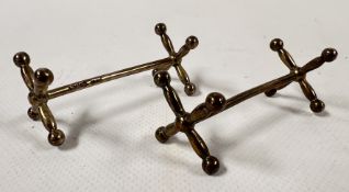 A PAIR OF SILVER KNIFE RESTS, BIRMINGHAM ASSAY.