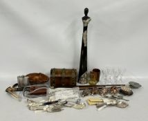 A GAMEBIRD SHOOTING STICK, HORN HANDLED WALKING STICK,
