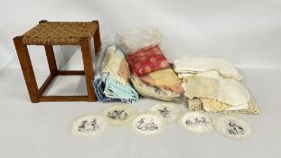 A BOX OF ASSORTED VINTAGE LINEN AND LACE TO INCLUDE 6 VINTAGE CIRCULAR PANELS DEPICTING ALICE IN