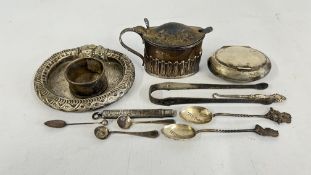 A PAIR OF SILVER SUGAR NIPS AND PENCIL HOLDER, BIRMINGHAM ASSAY, MAKER F.