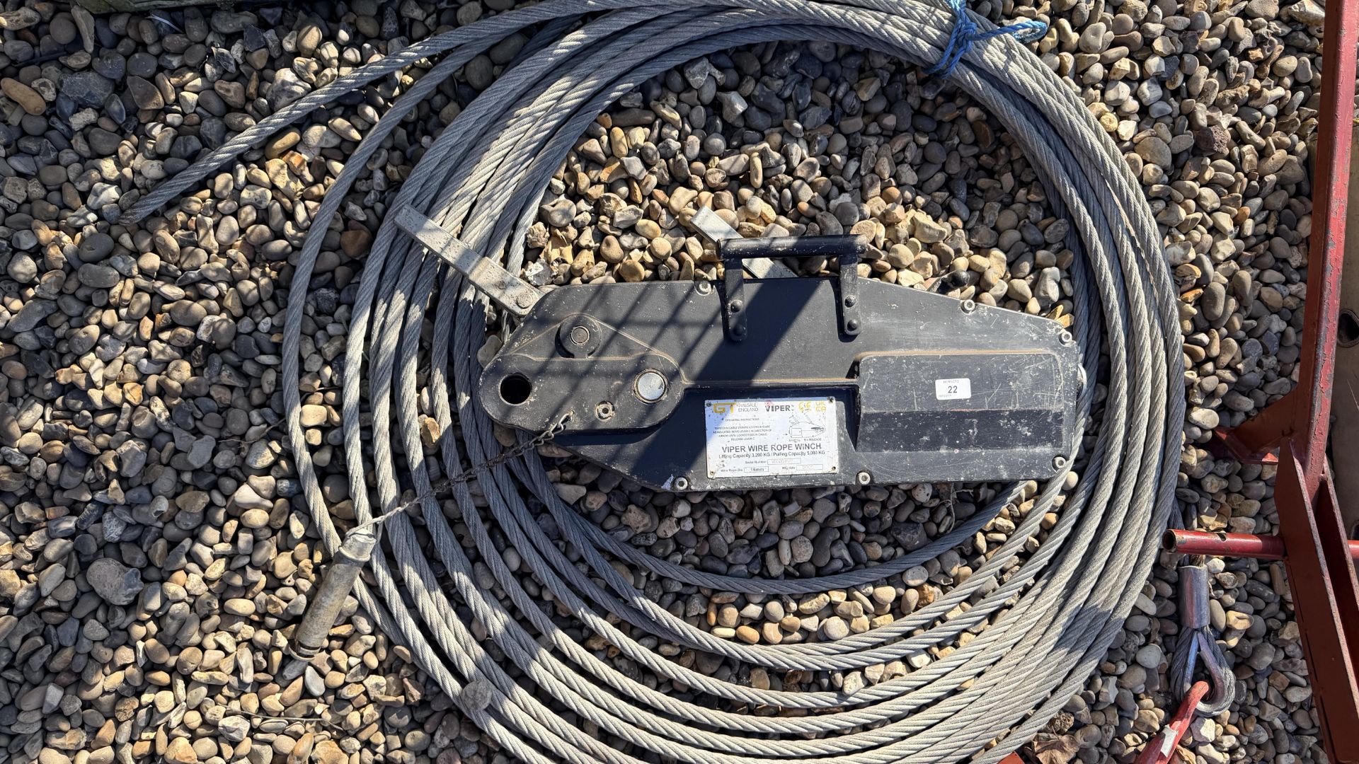 VIPER GT WIRE ROPE WINCH AND LENGTH OF M
