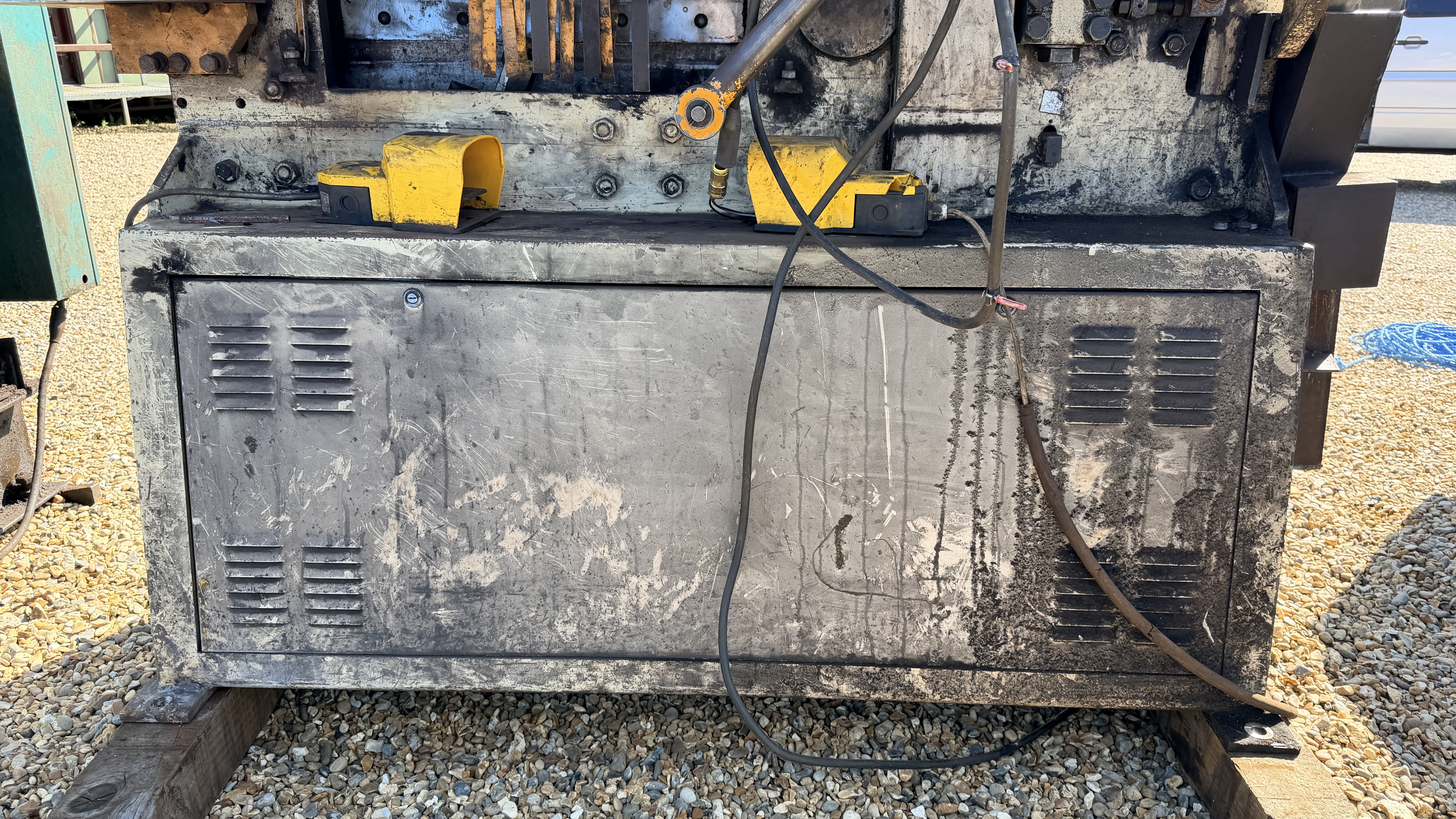 GEKA HYDRAULIC STEELWORKER / IRONWORKER - Image 7 of 19