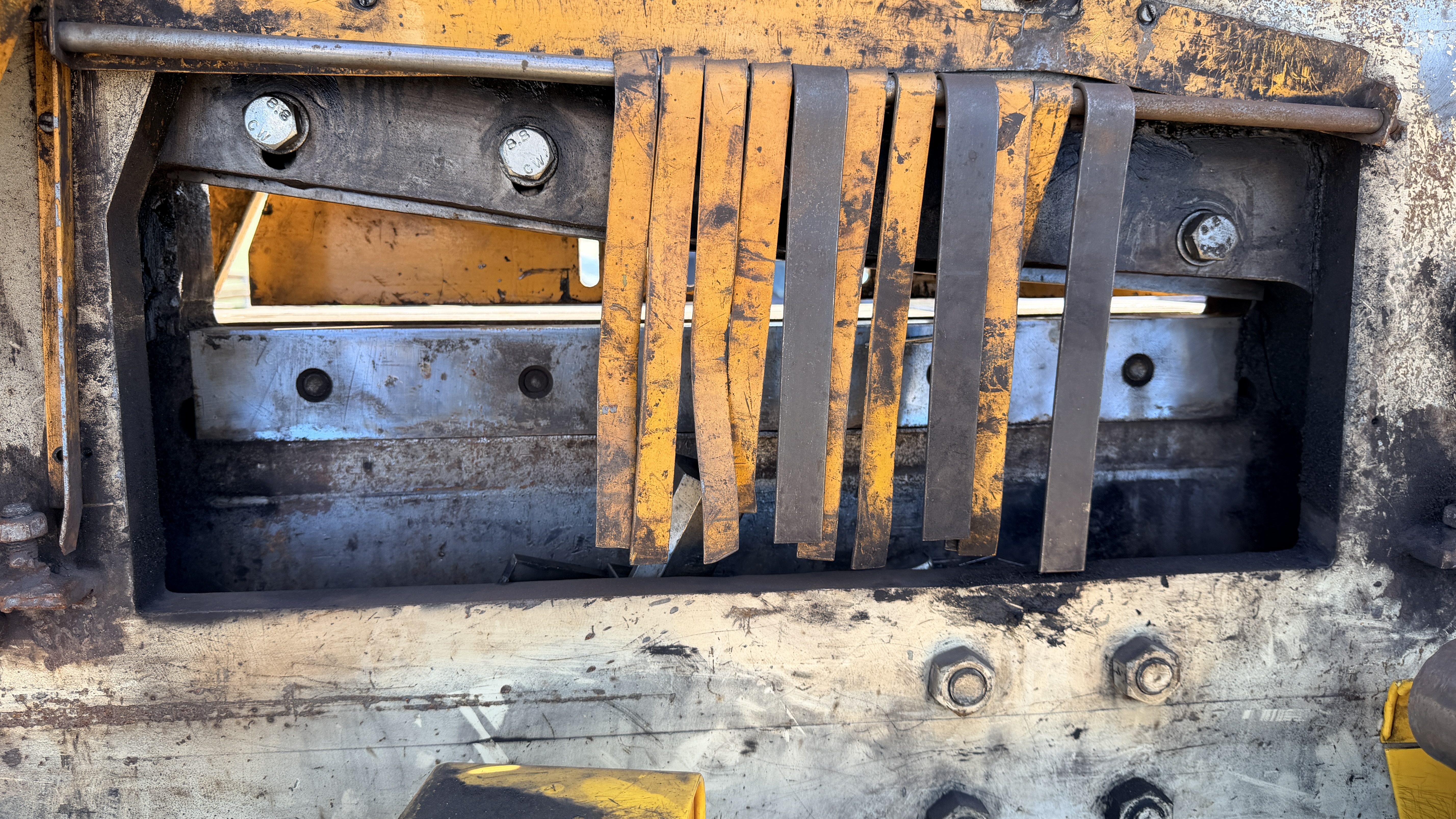 GEKA HYDRAULIC STEELWORKER / IRONWORKER - Image 9 of 19