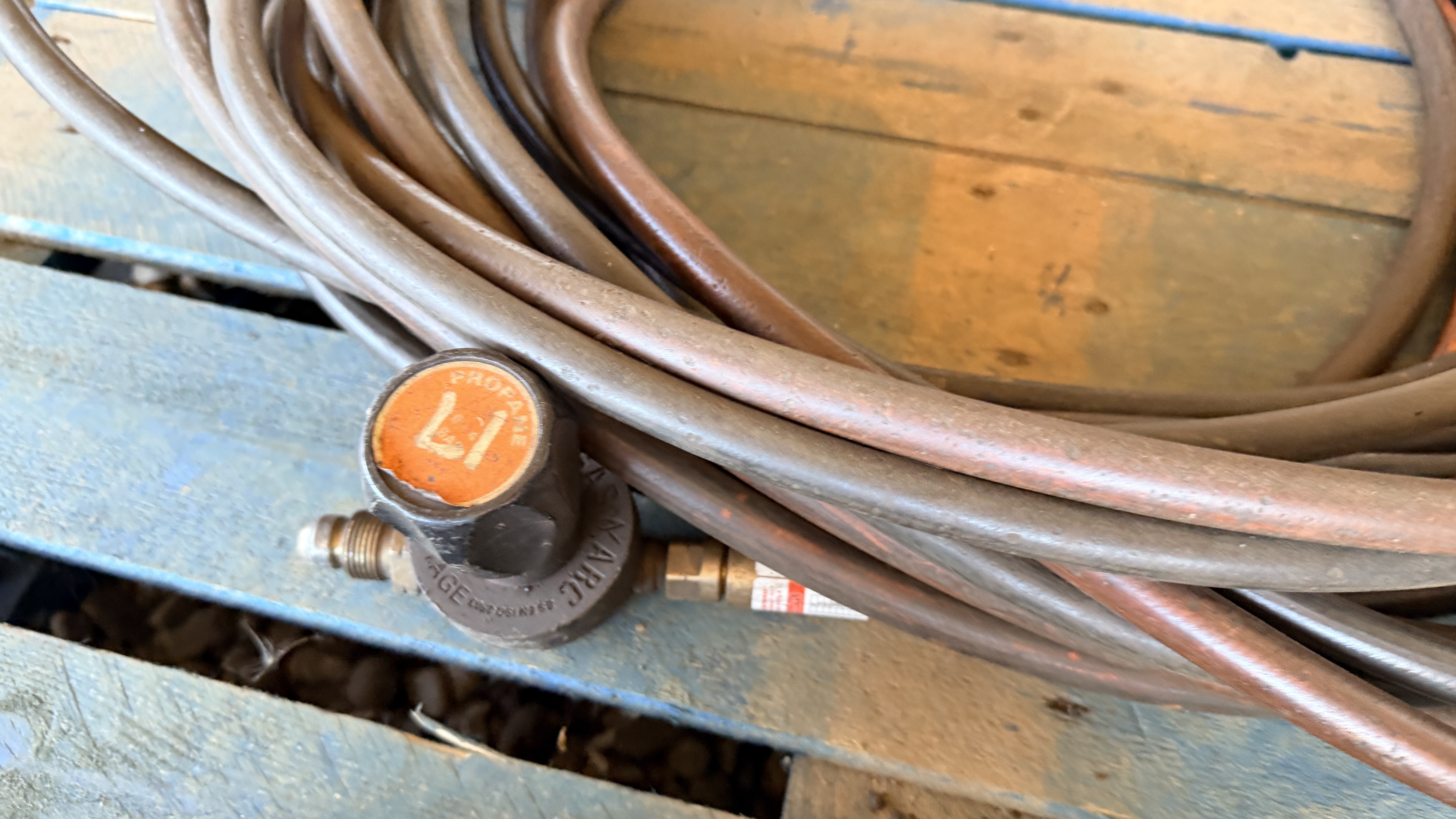 7 VARIOUS GAS CUTTING TORCHES WITH HOSE - Image 6 of 19