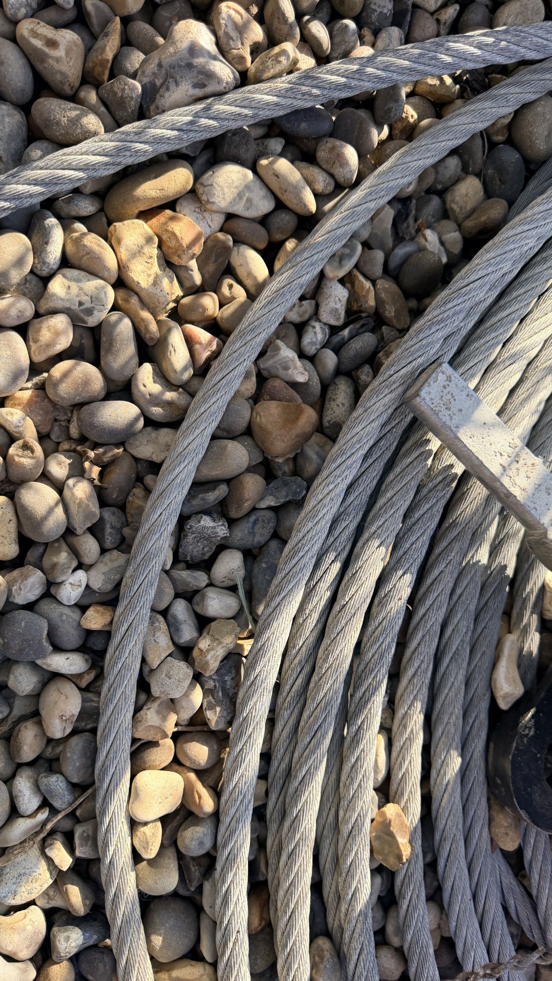 VIPER GT WIRE ROPE WINCH AND LENGTH OF M - Image 4 of 6