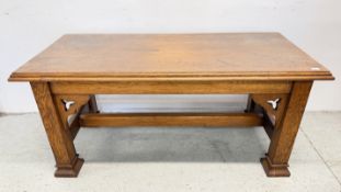 A HEAVY SOLID LIGHT OAK ALTAR / REGISTRY SIGNING TABLE - LENGTH 168CM, DEPTH 75CM, HEIGHT 78CM.
