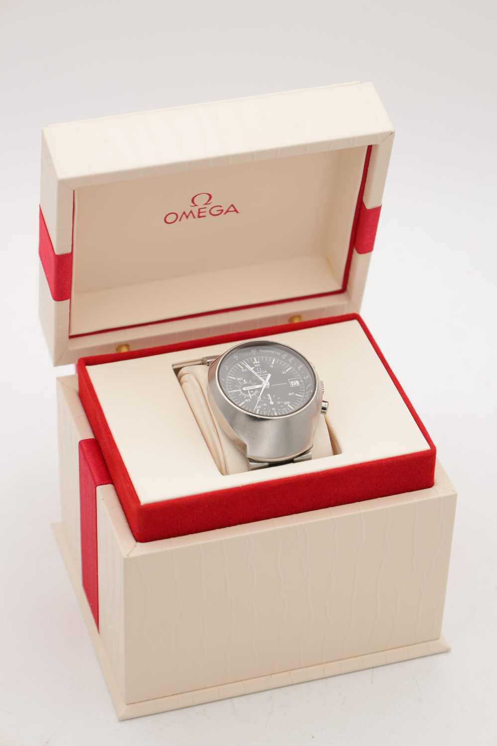 A 1970S STEEL OMEGA SPEEDMASTER PROFESSIONAL MARK IV AUTOMATIC CHRONOGRAPH WRIST WATCH - Image 7 of 10
