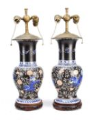 A PAIR OF CHINESE PORCELAIN TABLE LAMPS