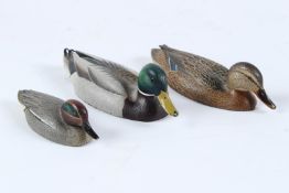 VAL BENNETT. THREE COLD PAINTED BRONZE BIRDS: Male and female Mallards and a European Green Winged
