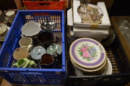 Decorative china to include collectors plates.