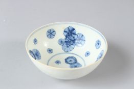 A CHINESE BLUE AND WHITE TEA CUP. 12cms diameter.