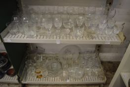 Quantity of glassware.