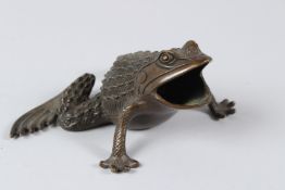 A BRONZE TOAD. 15cms.
