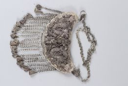 A FINE CHINESE WHITE METAL AUSPICIOUS NECKLACE.