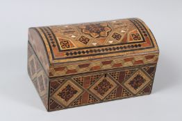 A SYRIAN PARQUETRY BOX, C1920. 28cms x 17cms x 16cms.
