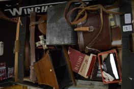 Miscellaneous collectables.