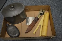 Miscellaneous collectables.