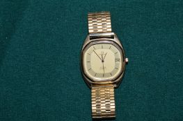 A gentlemans Omega quartz wristwatch.