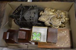 Miscellaneous collectables.