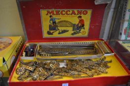 A Meccano 8A box with contents.