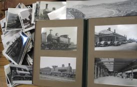 [POSTCARDS] a bag of railway photographs & postcards (Q).