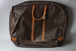 A LARGE LOUIS VUITTON HOLDALL. 70cms wide.