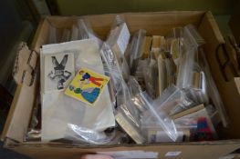 A box of loose cigarette and collectors cards.
