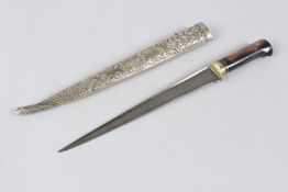 A VERY FINE 19TH CENTURY OTTOMAN AGATE HILTED WATERED STEEL DAGGER with silver scabbard. 36cms