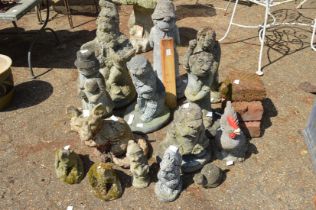 Quantity of reconstituted stone garden ornaments etc.