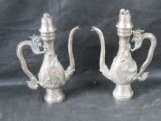 A pair of late 19th / early 20th century Chinese export teapots,