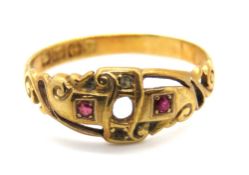 An 18ct gold ring, one stone deficient, size P, 2.2g.